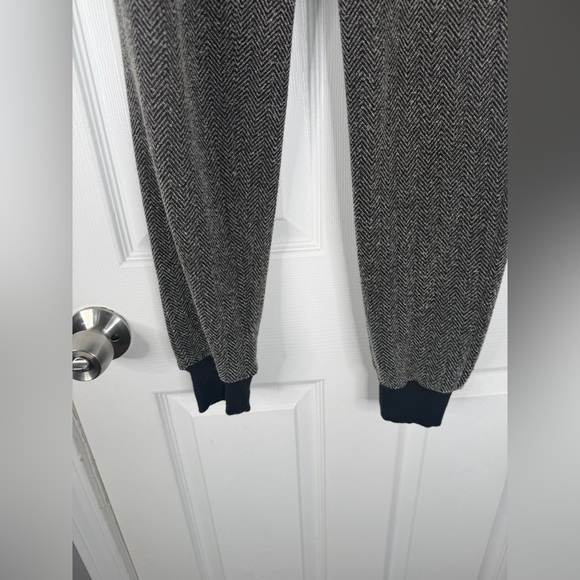 Sz 0 Free People Gray Herringbone Jogger Pants Pleated Trousers $158 MSRP - Picture 4 of 11